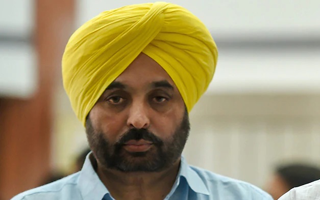 Chief Minister Bhagwant Mann gave an ultimatum to the striking officers in Punjab