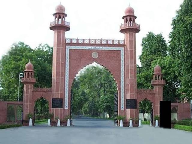 AMU student suspended for chanting religious slogans outside varsity campus on Republic Day