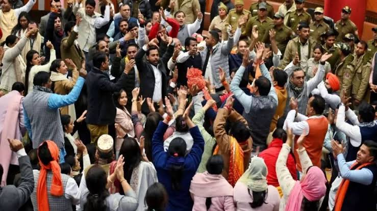 MCD row: BJP stages protest at Kejriwal’s residence over “assault on two women councillors,” AAP hits back