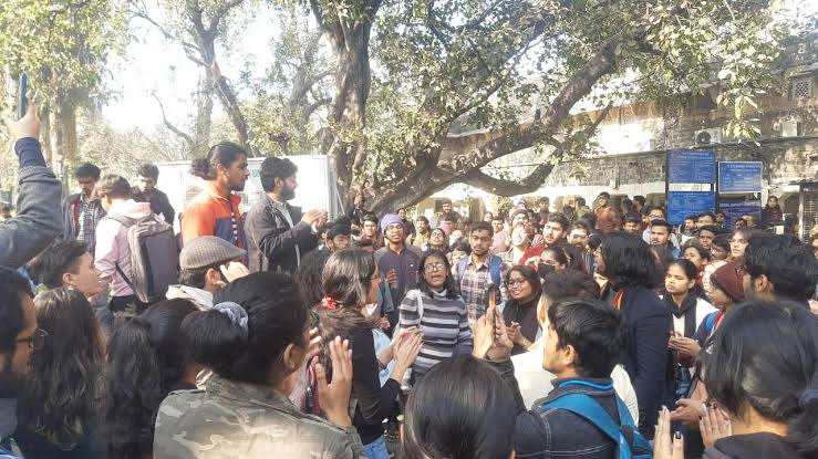 DU students watch series on PM Modi on mobiles amid power cut; Azadi vs Jai Shri Ram slogans take place on campus