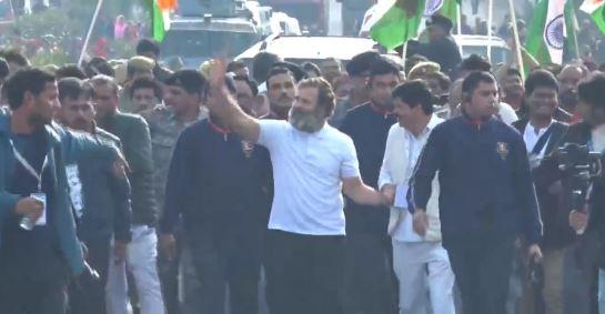 J&K: Rahul’s Bharat Jodo Yatra suspended at Qazigund due to lapse in security cover