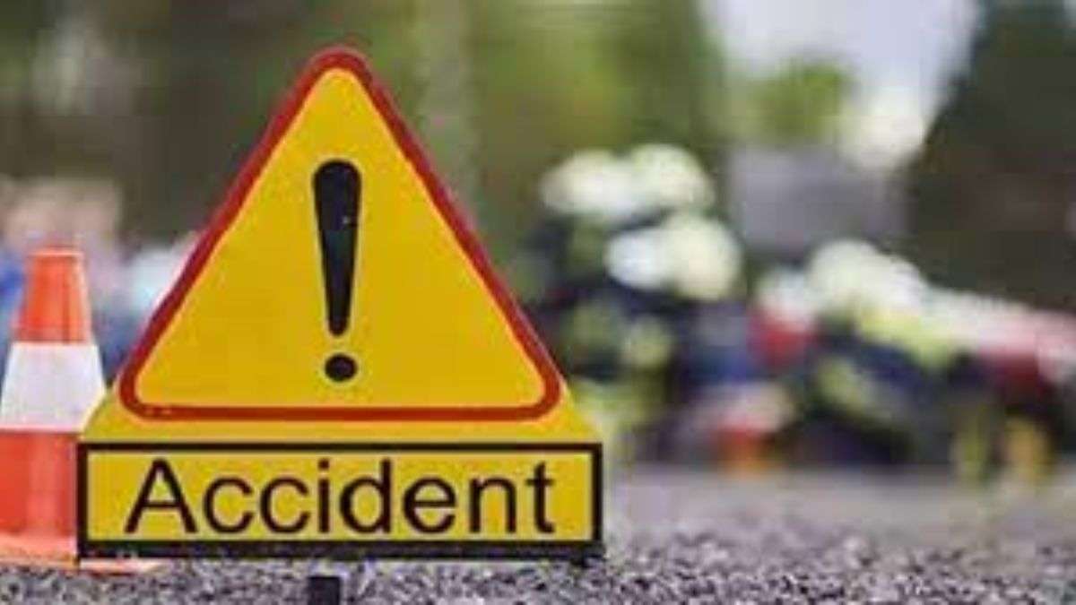 Gujarat: Car collided with a truck in Surendranagar, killed four members of a family on the spot