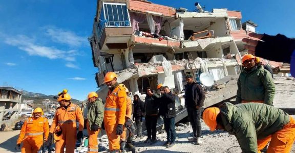 Turkey-Syria earthquake: 10 Indians trapped in quake affected areas of Turkey, one Indian missing, MEA says – We are in contact
