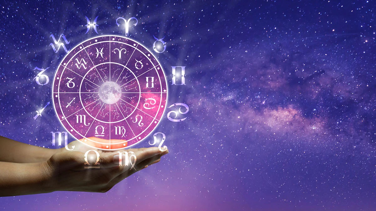 Daily horoscope 26 February 2023: Cancerians may feel tired and restless today, know how your day will be for Sunday