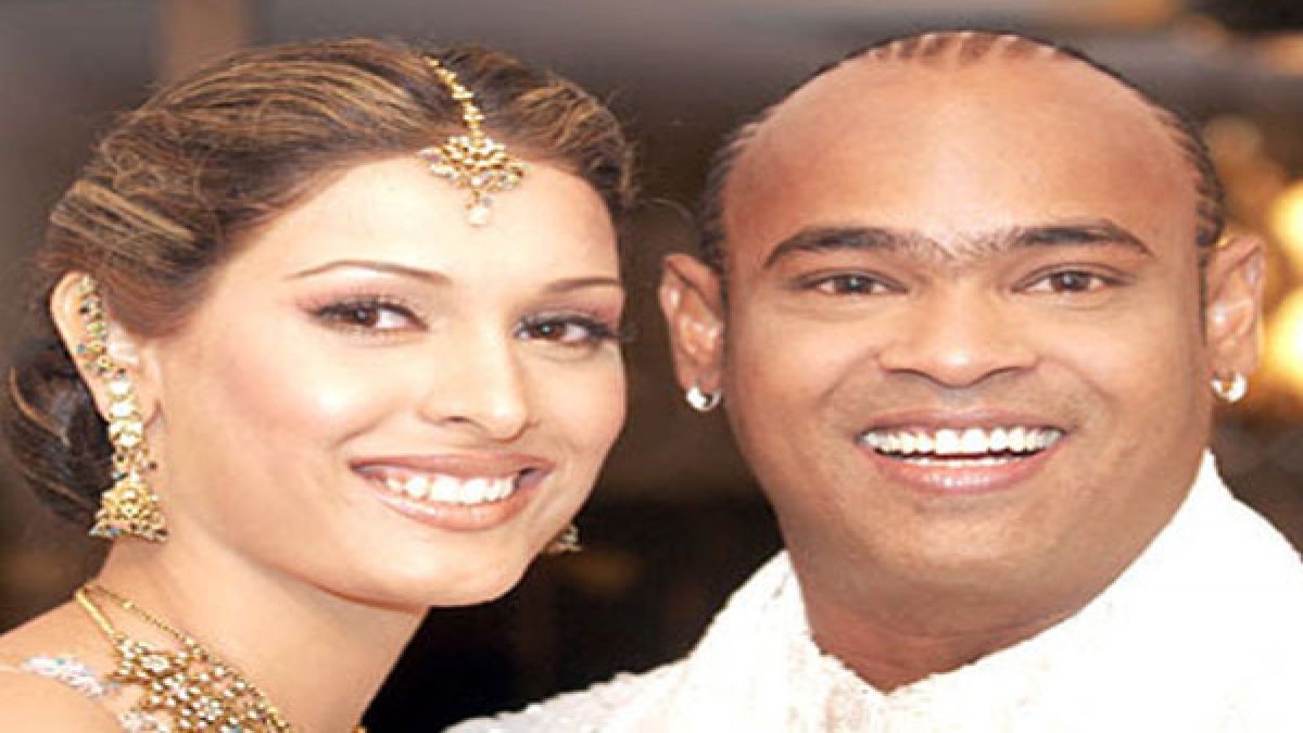 FIR registered against former Indian cricketer Vinod Kambli for allegedly assaulting wife with cooking pan
