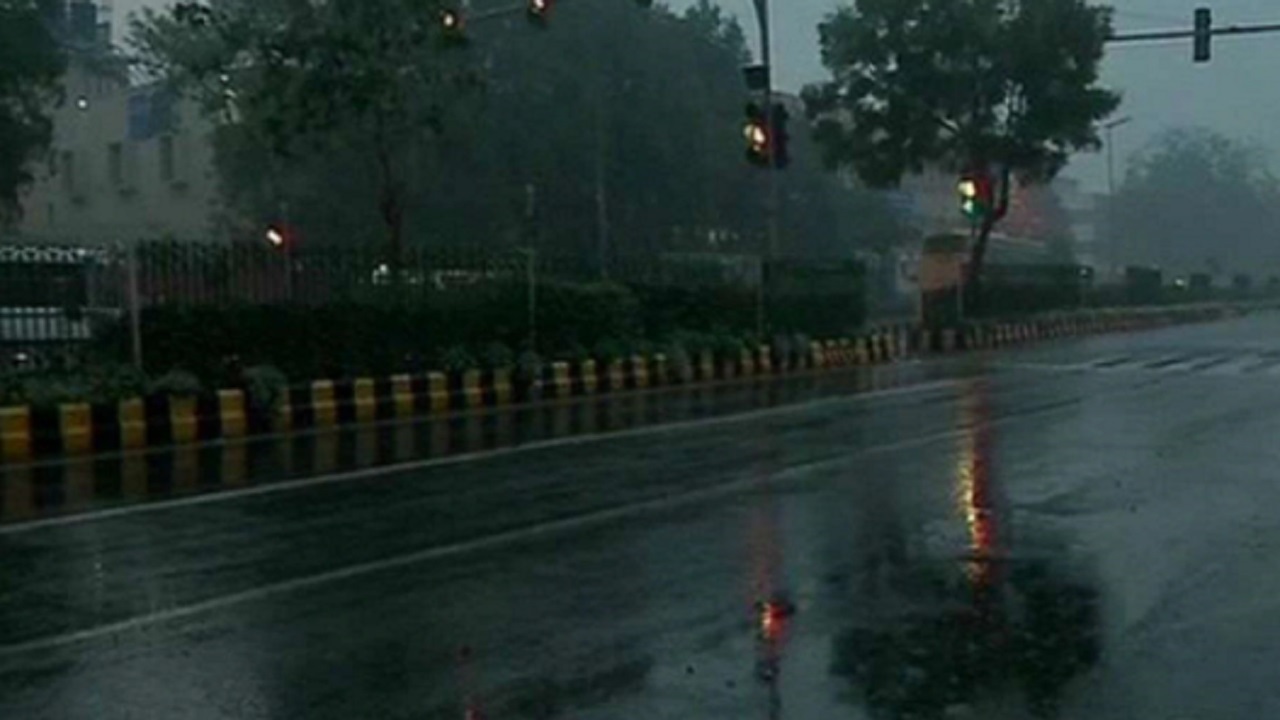 IMD forecast alert heavy rains may occur in parts of Northeast Assam and Arunachal Pradesh today