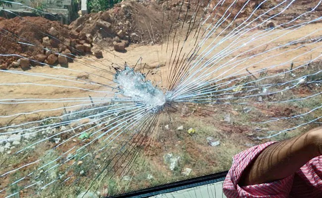 Stones pelted on Mysuru-Chennai Vande Bharat Express in Karnataka, windows damaged, railway police register case