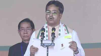 Manik Saha took oath as Tripura CM, 8-Member team with him, PM Modi attended the ceremony