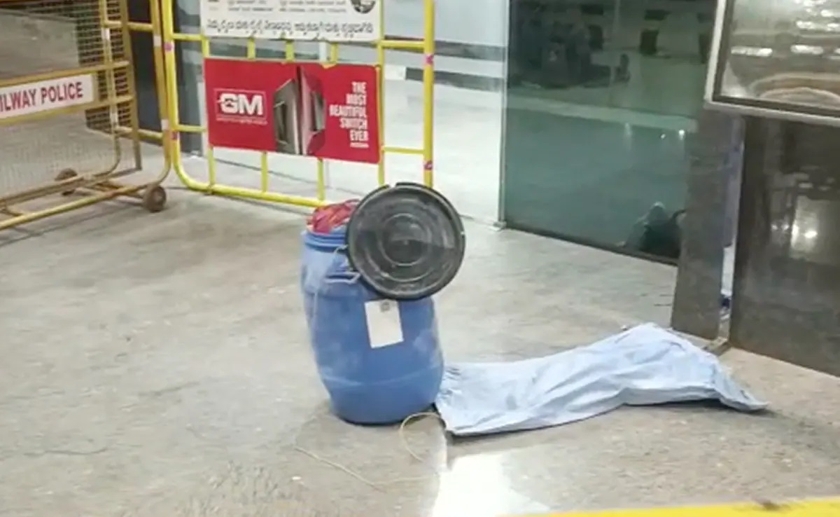Karnataka: Woman’s decomposed body found in a plastic drum at Bengaluru railway station; Investigation on
