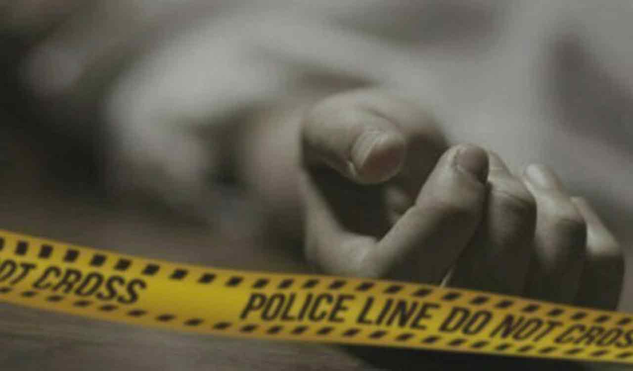 Four members of the same family committed suicide in Hyderabad Kushaiguda