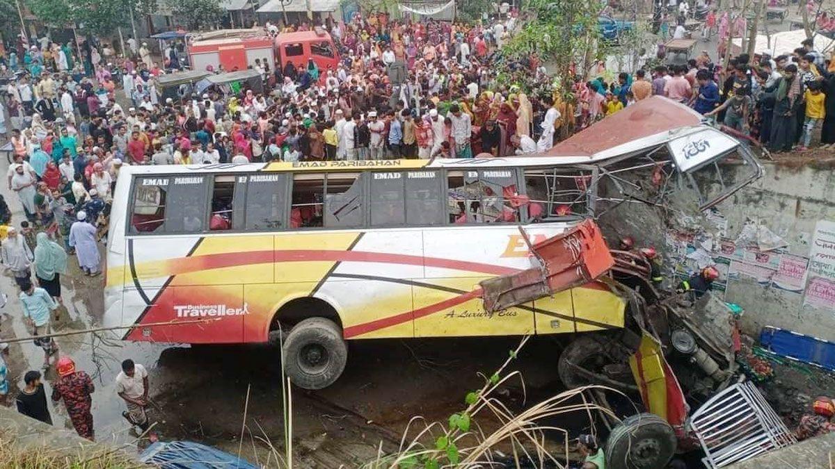 MP: Gujarat-bound bus overturns after it skidded off from a culvert in Ujjain; 25 Injured
