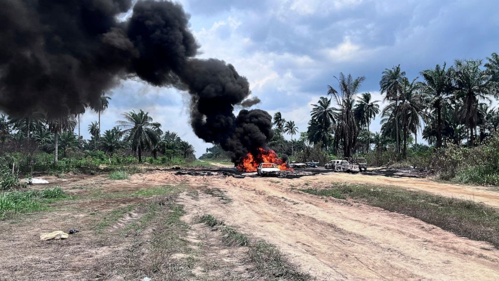 Nigeria refinery blast: 12 people killed in an illegal oil refinery blast