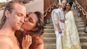 TV actress Aashka Goradia announces pregnancy on Mother’s Day. See post
