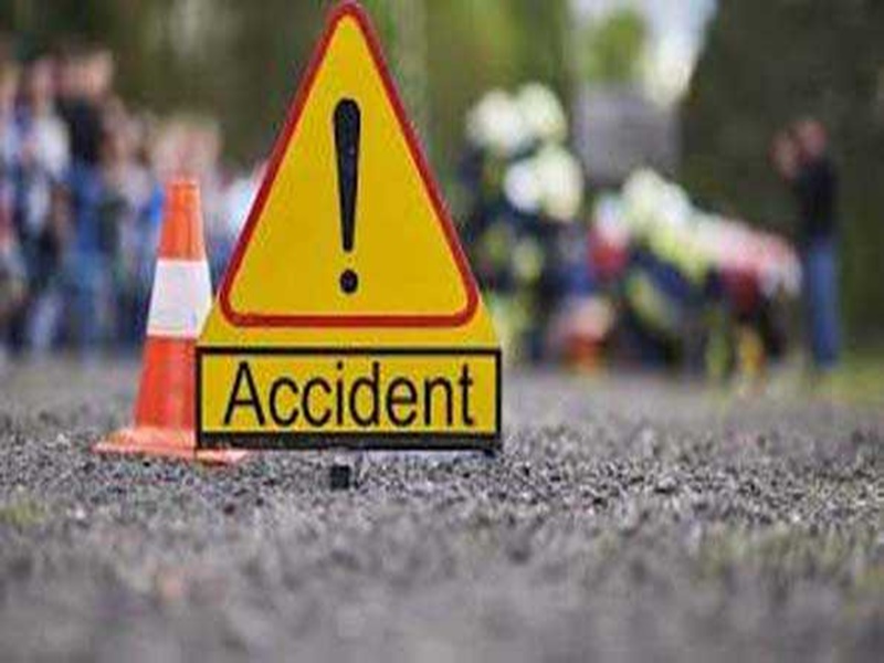 Noida: 1 killed and 28 injured after Truck and bus collide on Eastern Peripheral Expressway