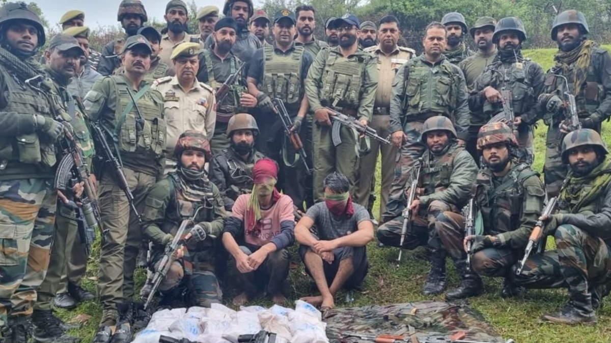 Jammu and Kashmir: Indian Army foils bid to smuggle Arms, narcotics near LoC in Poonch, 3 arrested