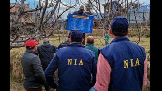 Jammu and Kashmir: NIA conducts raids in Shopian and Pulwama in connection to terror funding case