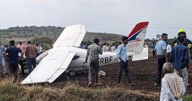 Emergency landing of Redbird Aviation aircraft at Sambra airport in Karnataka; Pilots suffer injury
