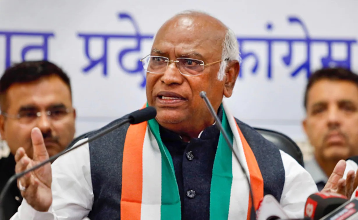 Punjab court summons Congress party chief Mallikarjun Kharge in Rs 100 crore defamation case