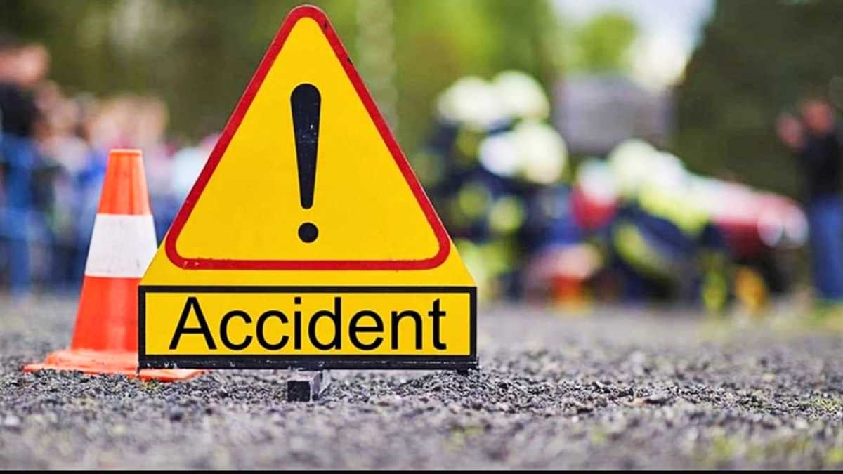 Maharashtra: 2 people die after car tyre bursts on Nashik road