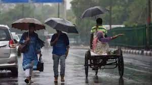 Heavy rain with lightning and thunderstorm lashes parts of Delhi-NCR; More rain likely