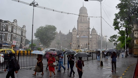 Mumbai receives its wettest July ever with 1557.8 mm rainfall, city on red alert today