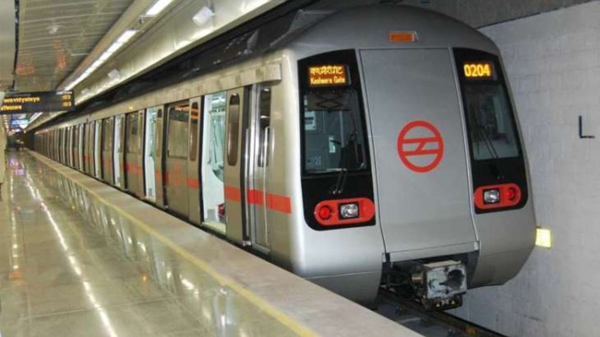Delhi Metro to Increase Services in a Bid to Reduce Vehicular Pollution