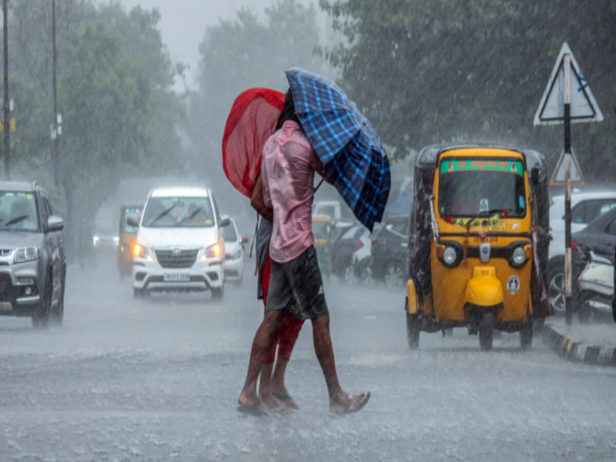IMD issues stormy rain alert in Maharashtra-UP, Delhi to get relief from humidity today