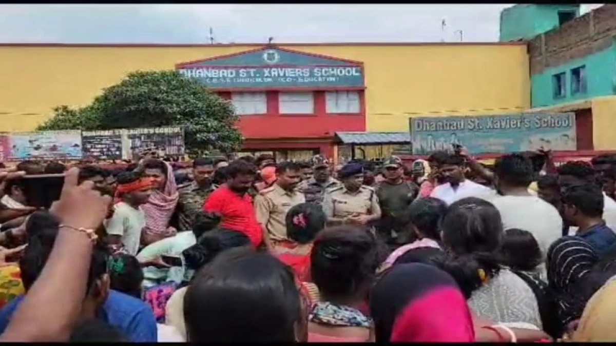 Dhanbad: Teacher slapped on coming to school wearing bindi, 10th student hanged herself