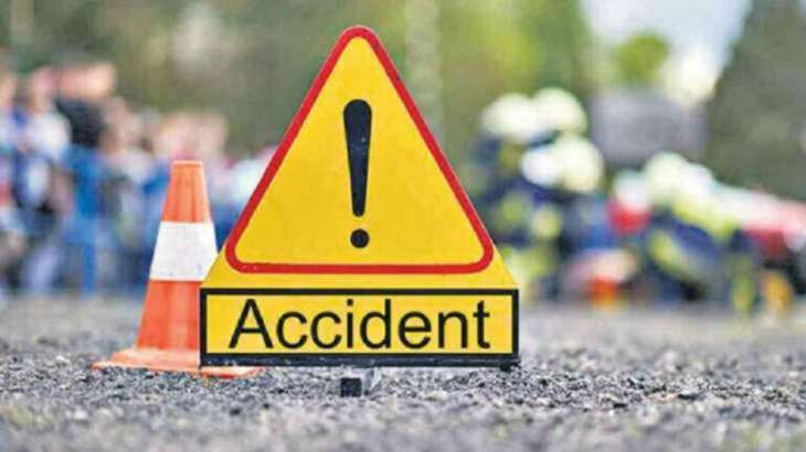 MP: Horrific road accident in Sagar, 6 killed in car and truck collision