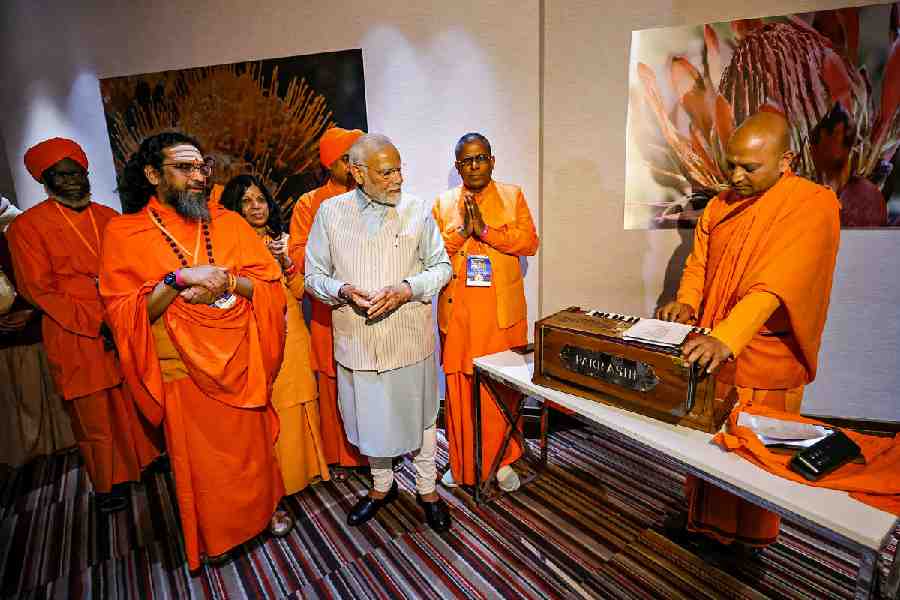 PM Modi Views Model of under-construction Swaminarayan Temple in South Africa