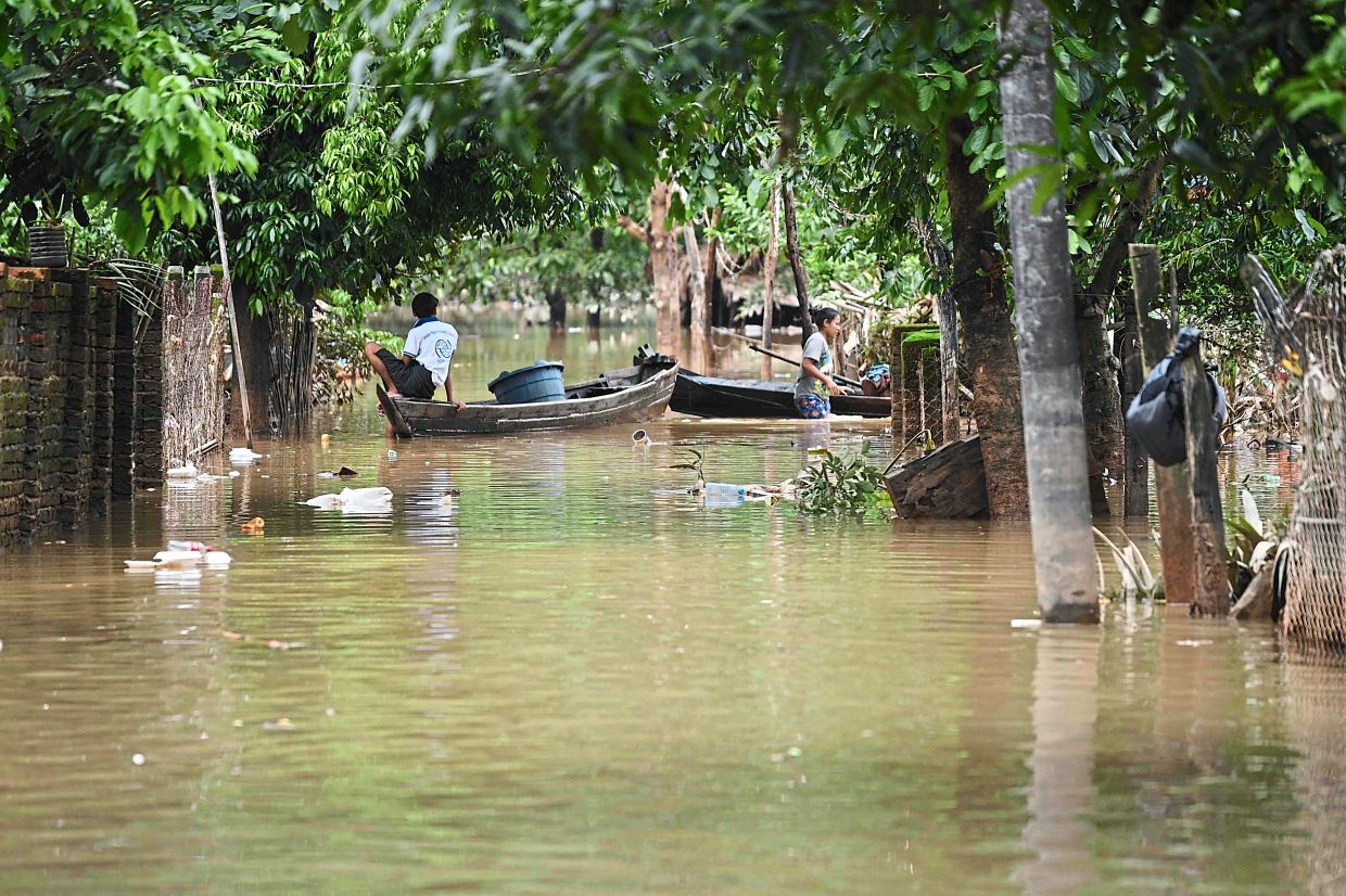 5 people dead and over 40,000 evacuated as monsoon floods hit Myanmar