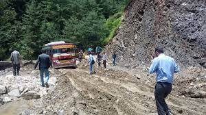 Over 300 roads blocked as heavy rain triggers landslide, flash flood in Himachal Pradesh