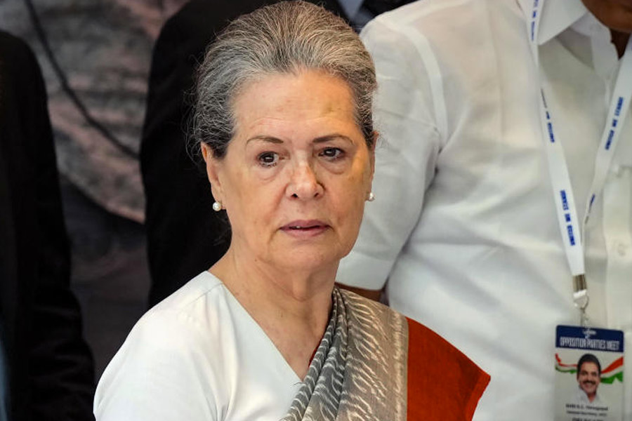 Sonia Gandhi letter writes to PM Modi, raises 9 issues for discussion in special parliament session