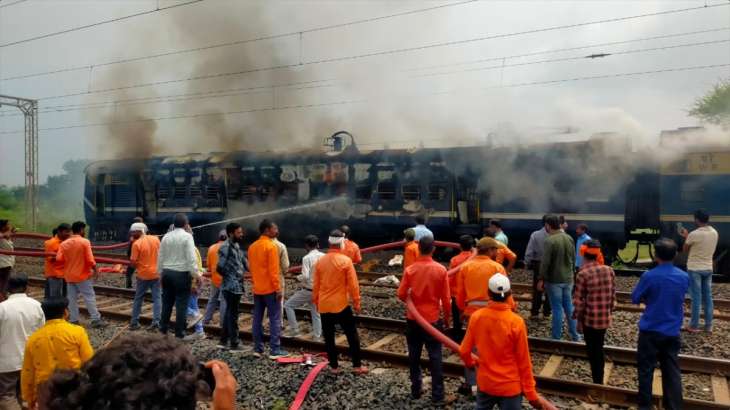 Massive fire engulfs Dahod Anand 9350 MEMU train engine at Jekot railway station in Gujarat