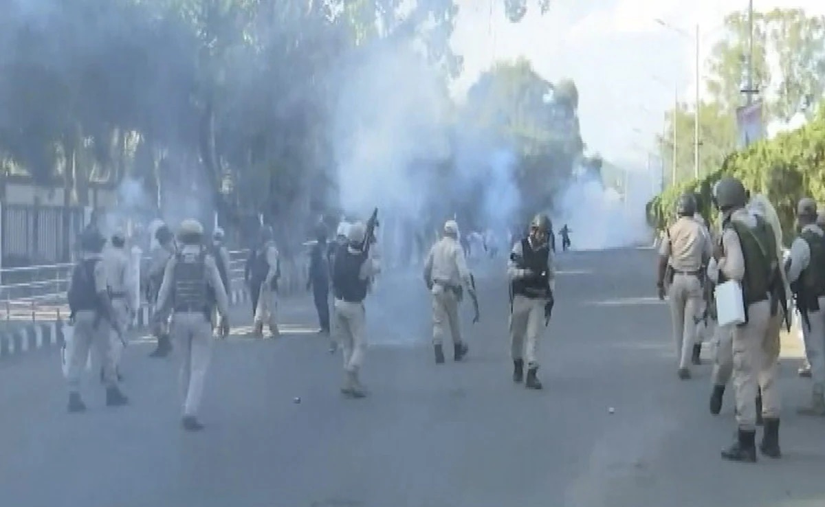 Manipur: Protesters clash with cops continues for second day, tear gas fired in Imphal over killing of 2 students
