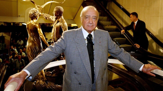 Billionaire Mohamed Al-Fayed, whose son killed in car crash with Princess Diana, dies at age 94