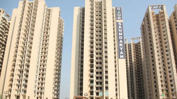 17-Year-old student dies after fall from 24th floor of Greater Noida high-rise, police suspect suicide