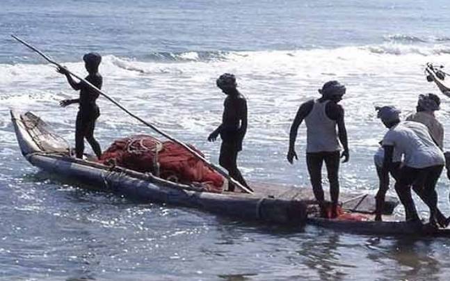 Sri Lanka Detains 37 Indian Fishermen on Accusations of Unauthorized Entry into Its Territorial Waters