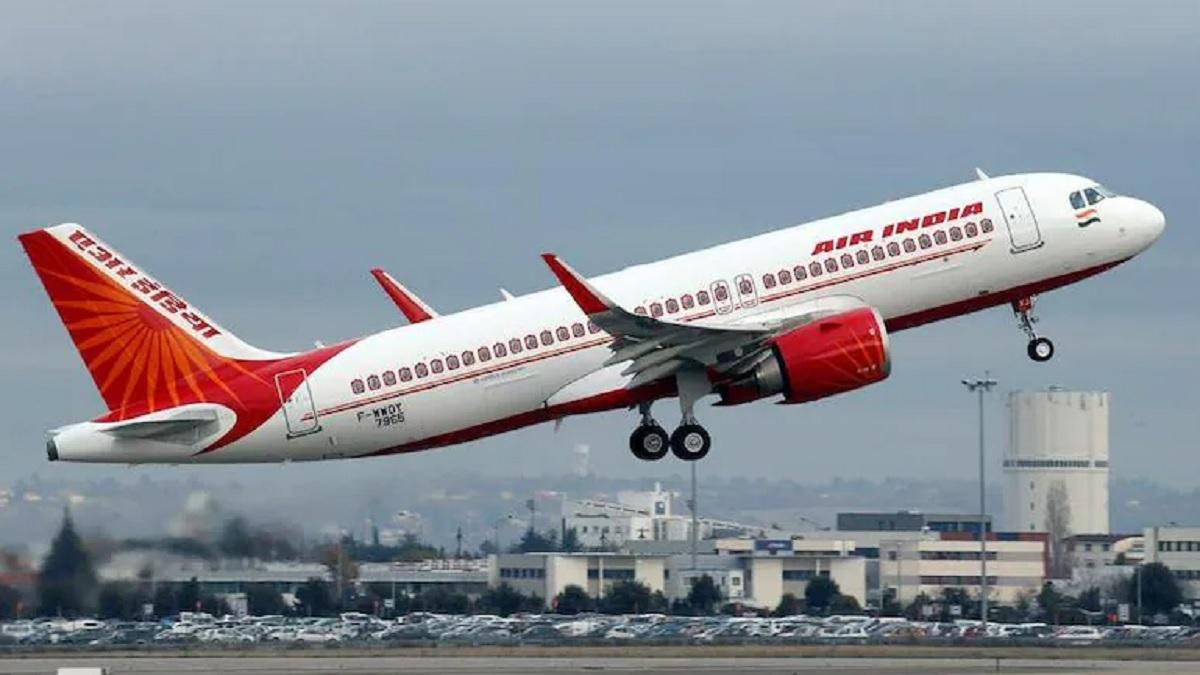 Delhi-Bengaluru Air India flyer criticises airline over paying extra for broken seats. Company reacts