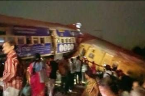 At least 10 dead, 30 injured in collision of two trains in Andhra’s Vizianagaram, PM takes stock of situation