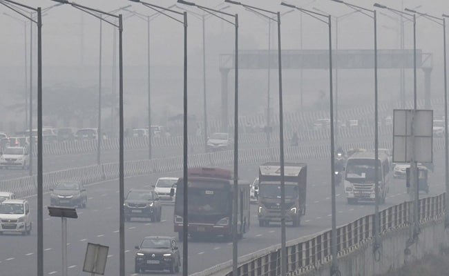 Delhi air pollution hit severe mark, all primary schools shut for 2 days