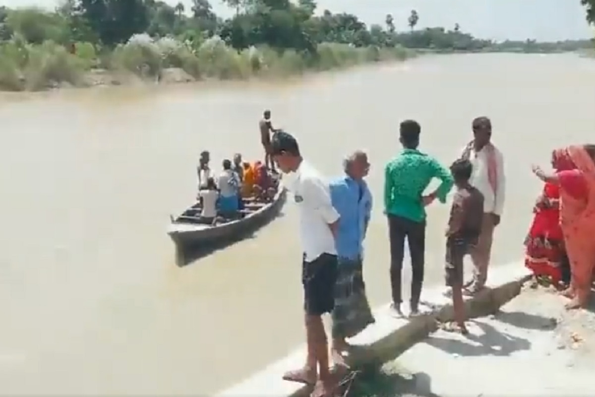 Bihar boat tragedy: 2 Dead, 7 missing after boat capsizes in Saryu River; Rescue ops on