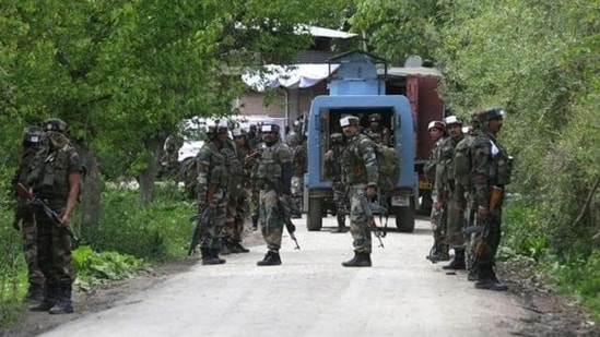 J&K: One terrorist killed in encounter with security forces in Shopian, search operation on