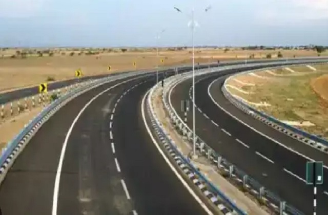 Uttar Pradesh’s Revolutionary Move: Bundelkhand Expressway Set to Become State’s First Solar Expressway