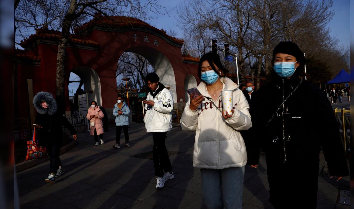 Indian doctors advice people to be cautious after undiagnosed respiratory disease outbreak in China