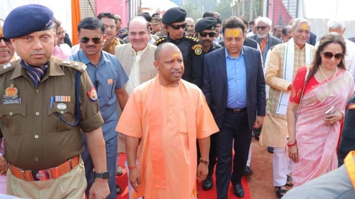 CM Yogi Adityanath Reviews Security and Preparations for PM Modi’s Visit to Mathura