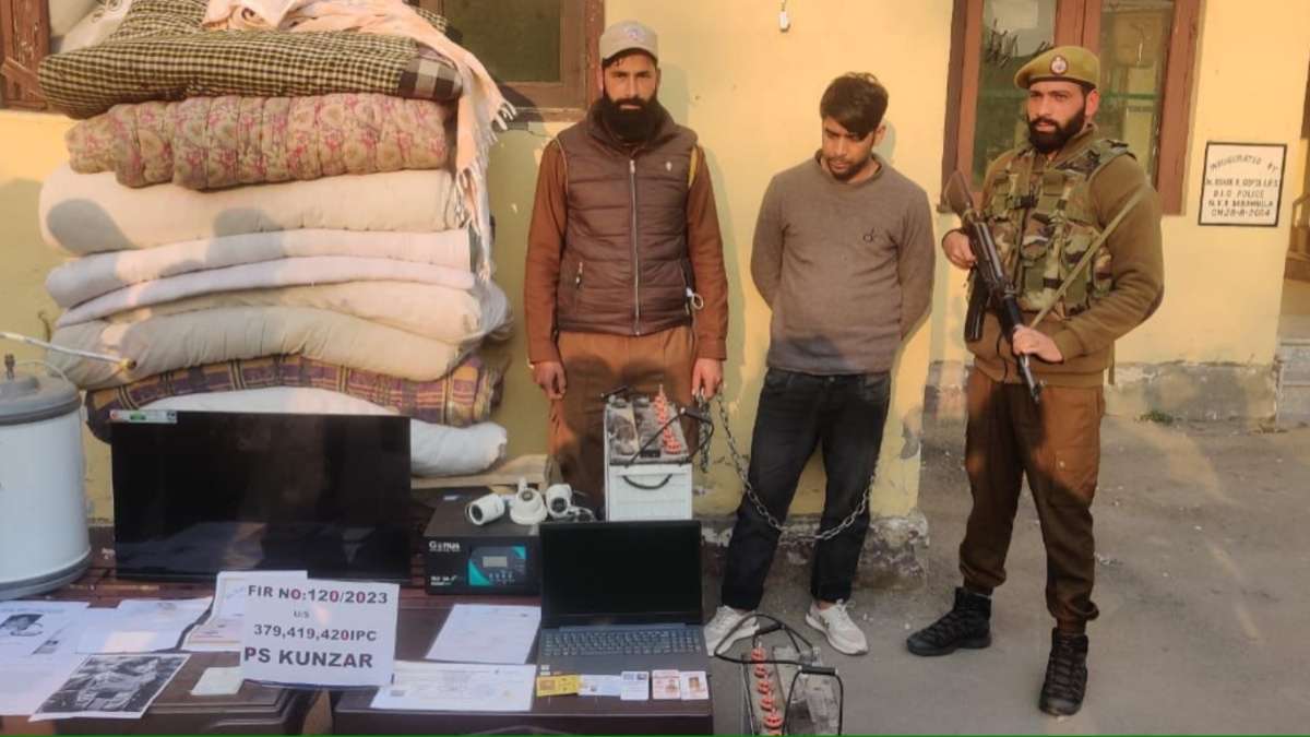 J&K: Man arrested for posing as fake CBI officer and defrauding lakhs of rupees in Baramulla