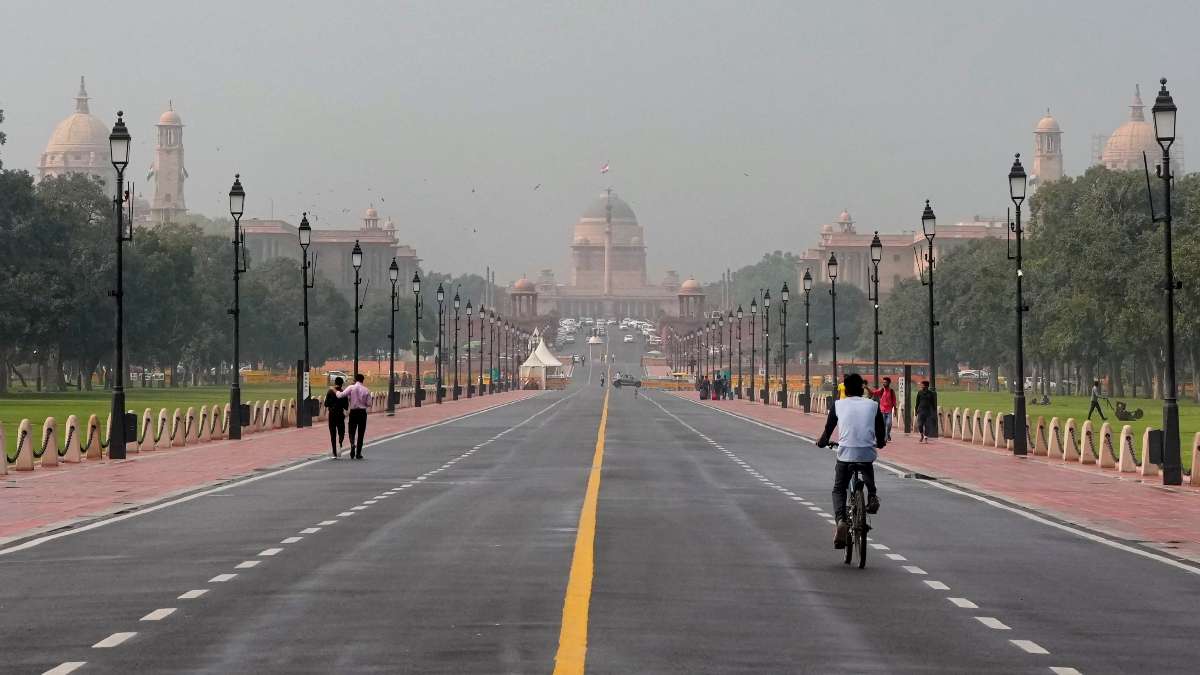 Delhi air quality continues to remain in ‘poor’ category on Diwali day despite of rain
