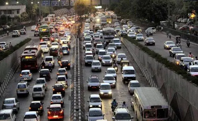 Delhi Minister Urges Uttar Pradesh to Control Non-Destined Vehicles on City Routes
