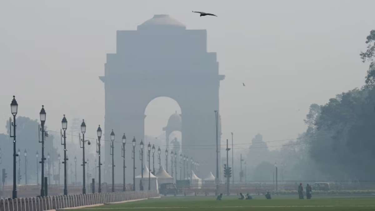 Delhi grapples with persistent air pollution as air quality remains ‘severe’ at 400 mark in many parts